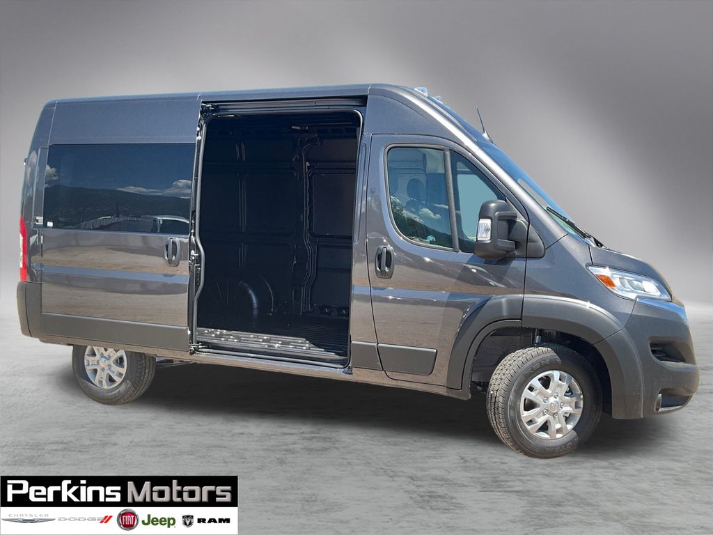 2025 Ram ProMaster Cargo Van RAM PROMASTER 1500 SLT CARGO VAN HIGH ROOF 136' WB