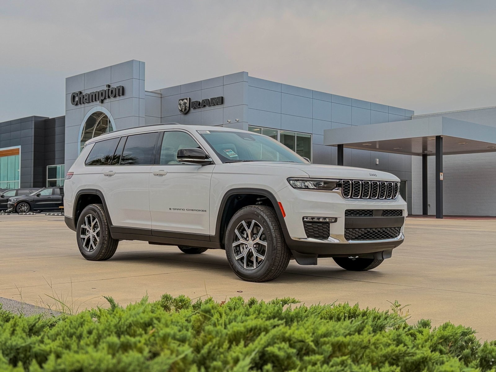 2025 Jeep Grand Cherokee L Limited