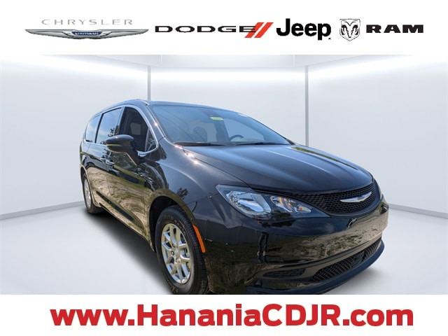 2025 Chrysler Voyager