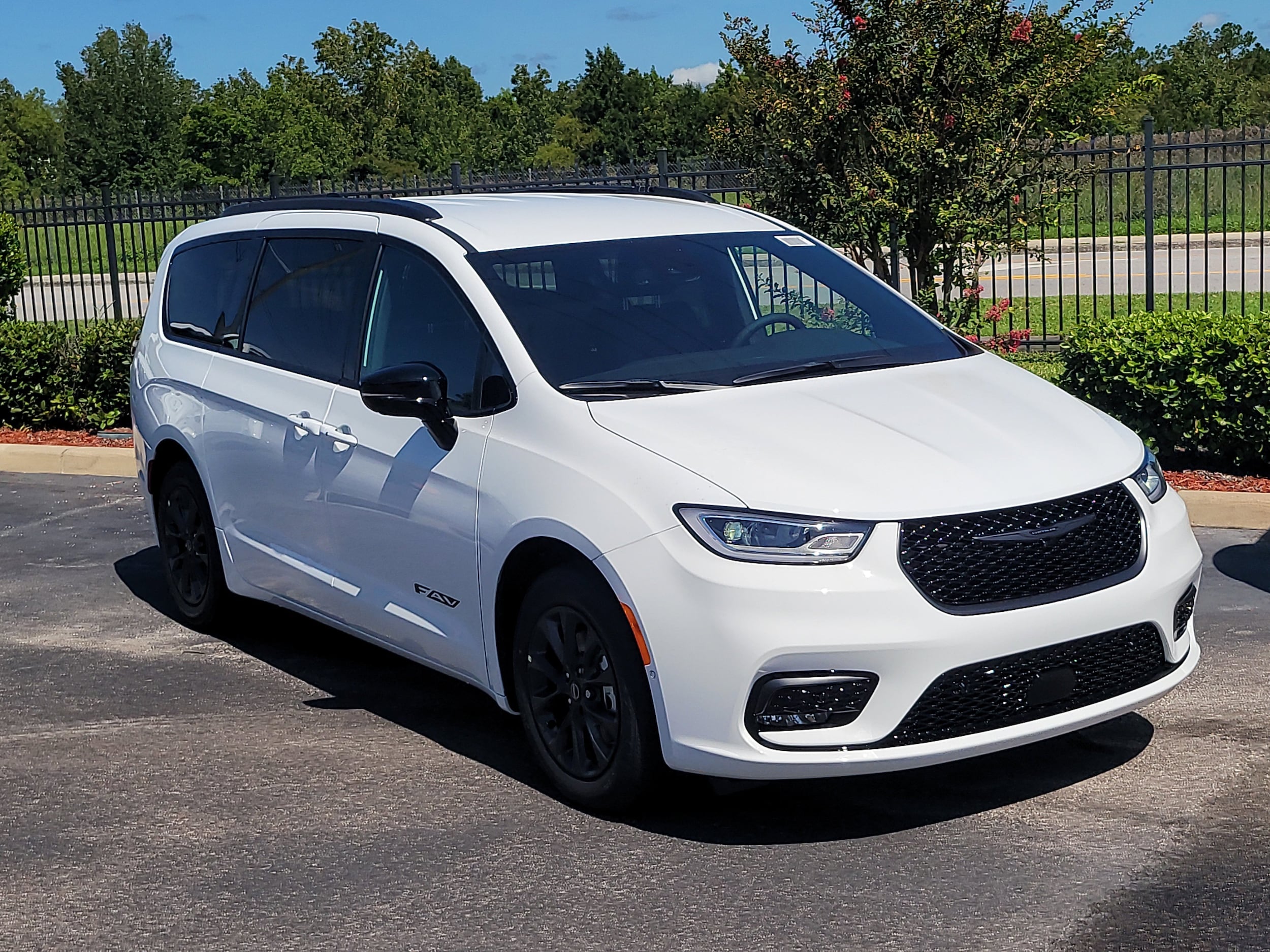 2025 Chrysler Pacifica