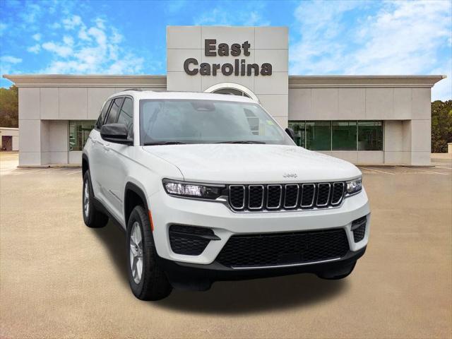 Photo of a 2026 Jeep Grand Cherokee Grand Cherokee Laredo X 4X4 for sale