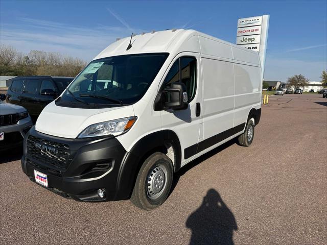 2025 Ram ProMaster Cargo Van RAM PROMASTER 2500 TRADESMAN CARGO VAN HIGH ROOF 159' WB