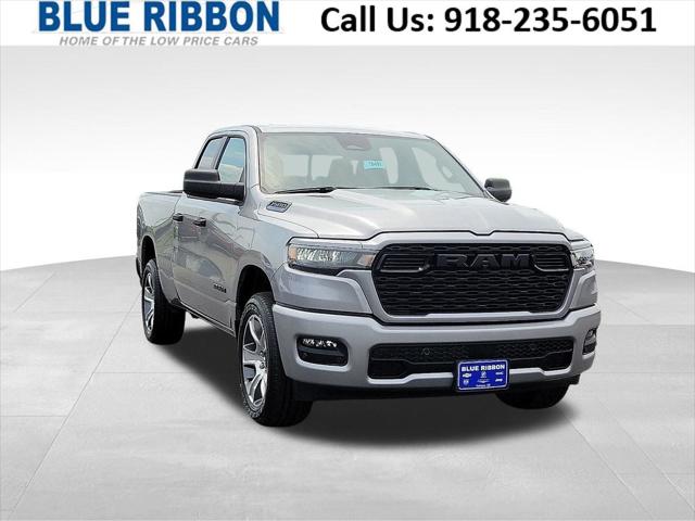 2025 Ram 1500 RAM 1500 TRADESMAN QUAD CAB 4X4 6'4' BOX