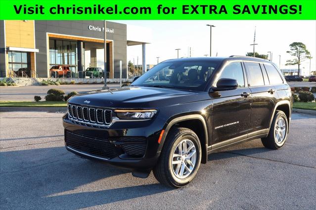 2025 Jeep Grand Cherokee GRAND CHEROKEE LAREDO X 4X4