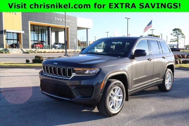 2025 Jeep Grand Cherokee GRAND CHEROKEE LAREDO X 4X4