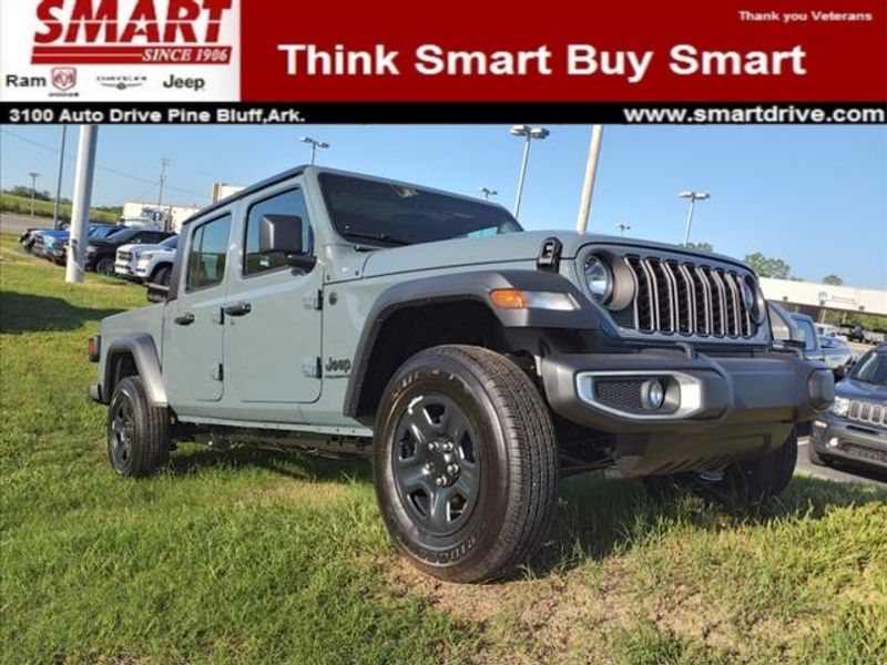 2024 Jeep Gladiator Sport
