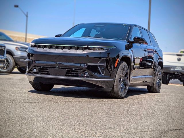 2025 Jeep Wagoneer S