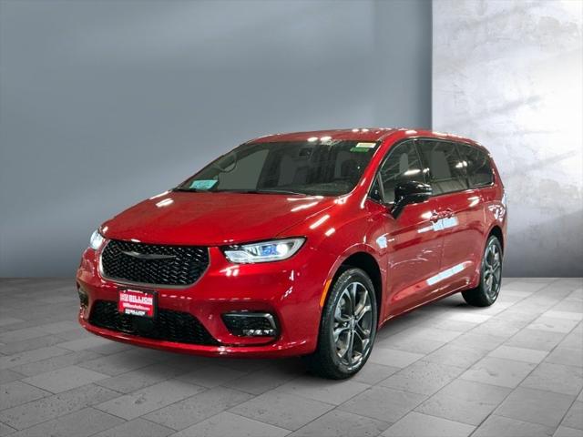 Photo of a 2026 Chrysler Pacifica Pacifica Select AWD for sale