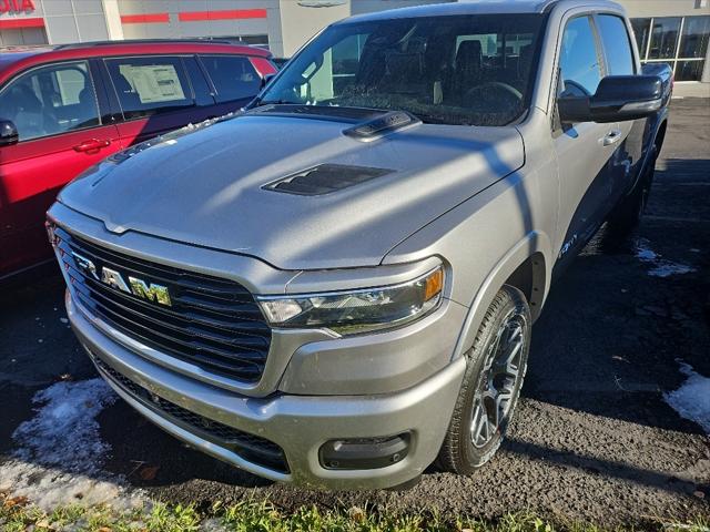 2026 Ram 1500 RAM 1500 LARAMIE CREW CAB 4X4 5'7' BOX