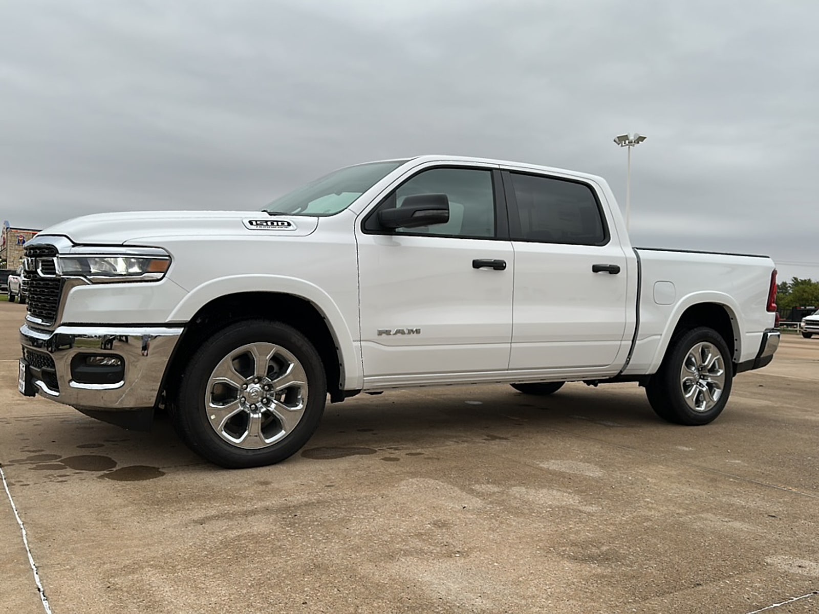 2026 Ram 1500 Lone Star Crew Cab 4x4 57 Box