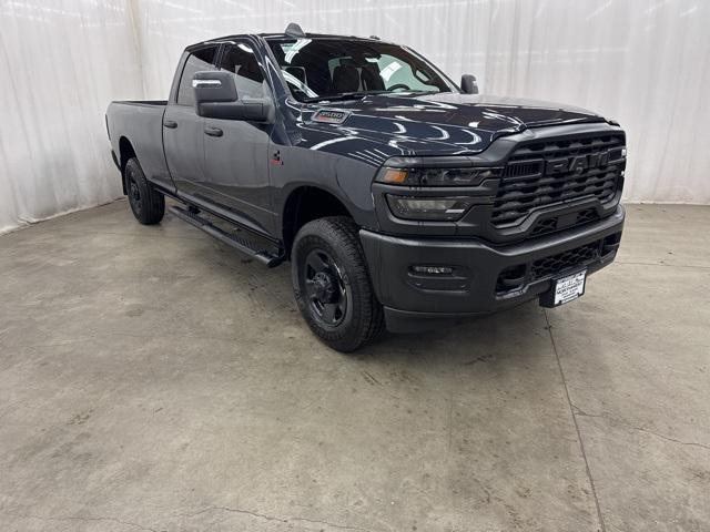 2026 Ram 3500 RAM 3500 TRADESMAN CREW CAB 4X4 8' BOX