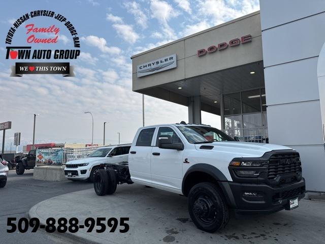 2025 Ram 5500 Chassis Cab RAM 5500 TRADESMAN CHASSIS CREW CAB 4X4 60' CA