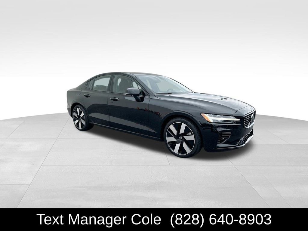 2024 Volvo S60 Recharge Plug-in Hybrid