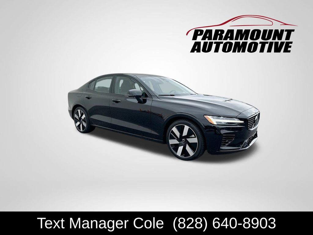 2024 Volvo S60 Recharge Plug-in Hybrid