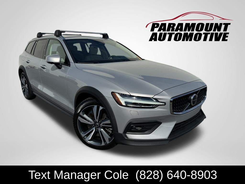 2024 Volvo V60 Cross Country