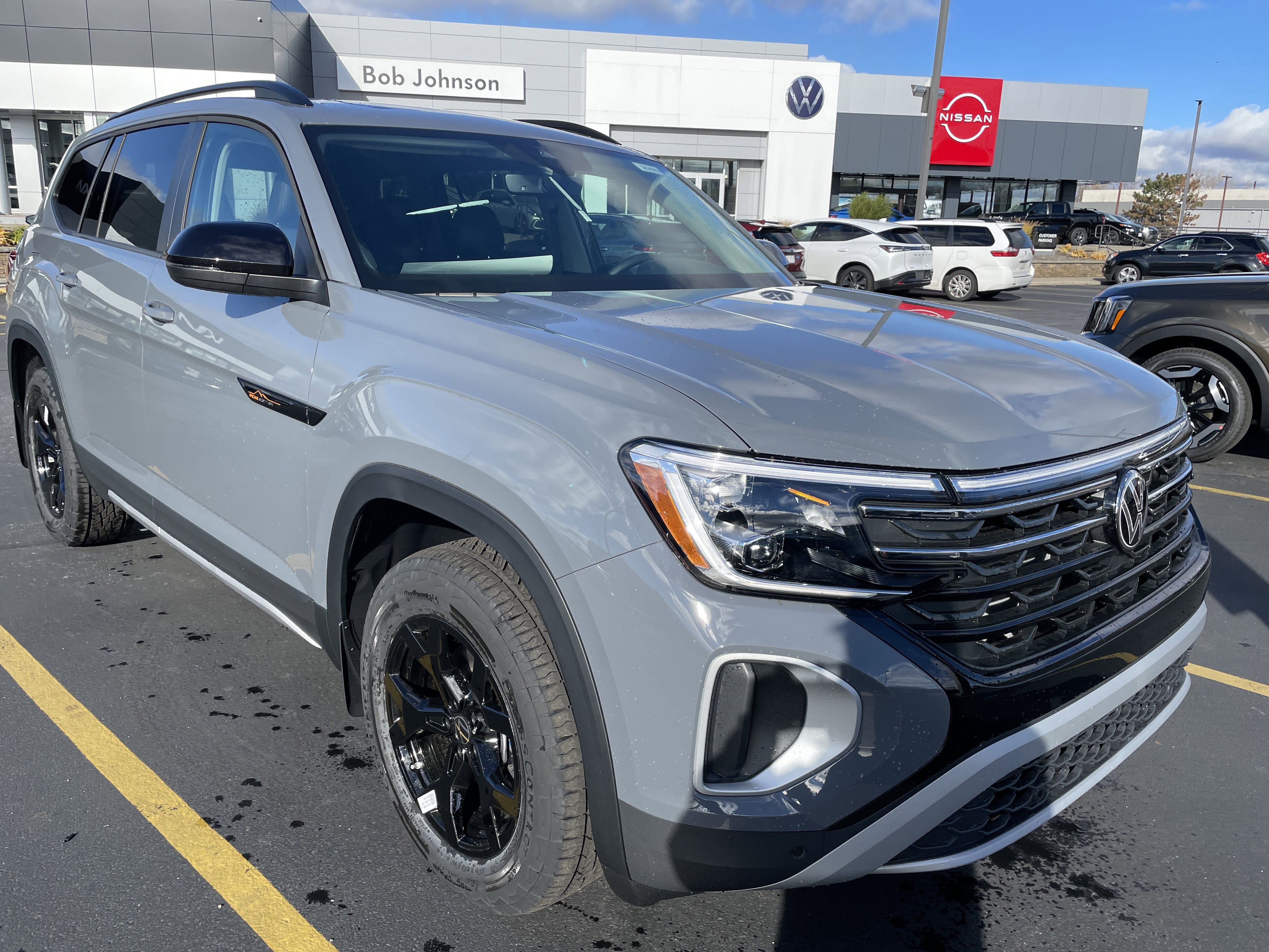 2026 Volkswagen Atlas 2.0T Peak Edition