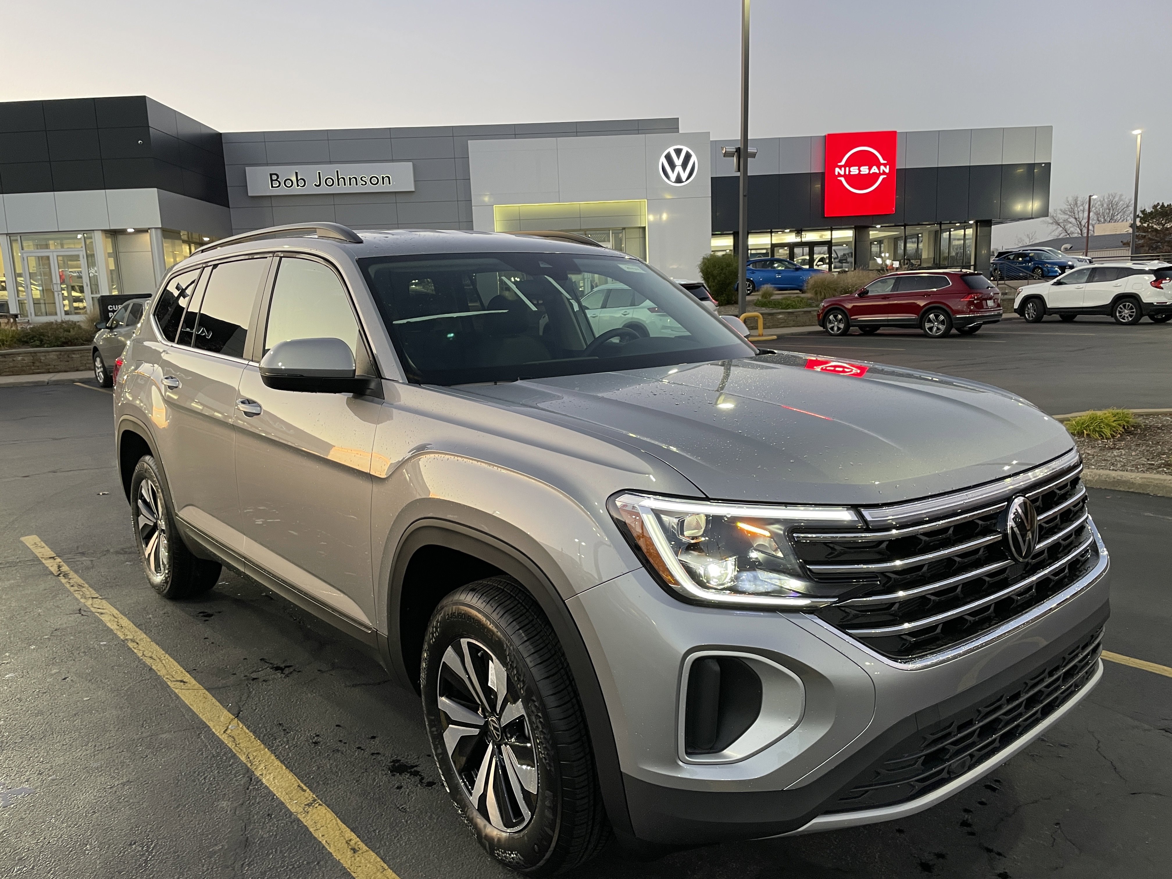 2026 Volkswagen Atlas 2.0T SE