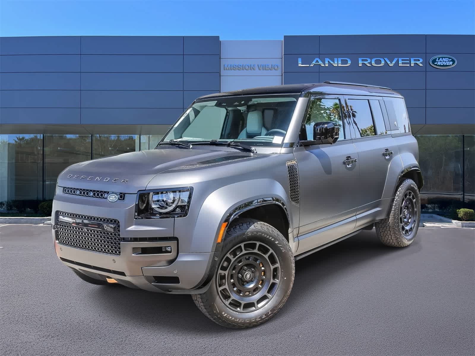 2025 Land Rover Defender
