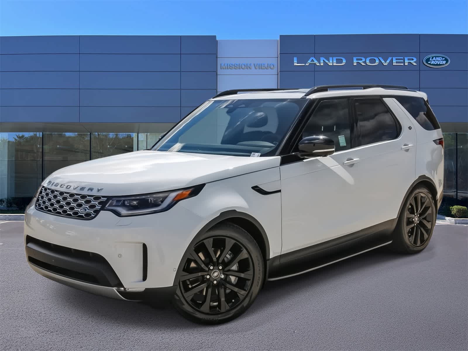 2026 Land Rover Discovery S AWD
