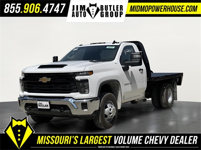 2025 Chevrolet Silverado 3500HD CC Work Truck