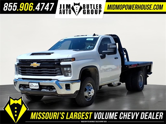 2025 Chevrolet Silverado 3500HD CC Work Truck