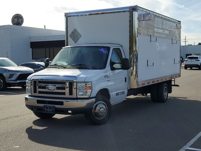 2015 Ford Econoline Commercial Cutaway