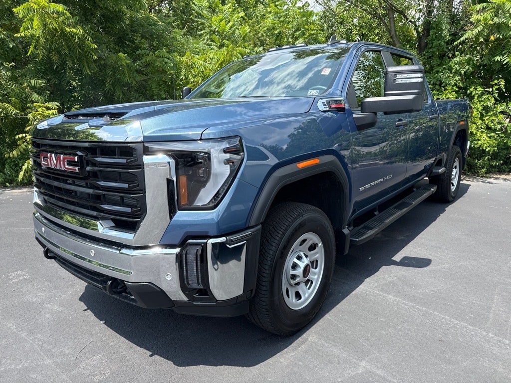 2025 GMC Sierra 2500HD Pro