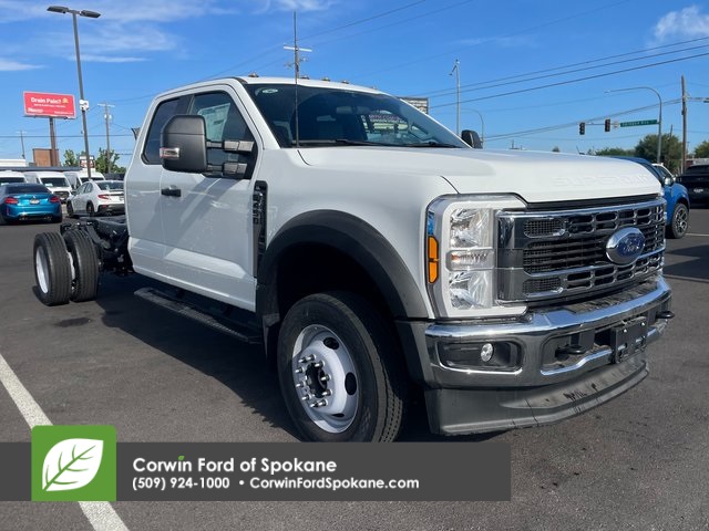 2025 Ford Super Duty F-450 Drw