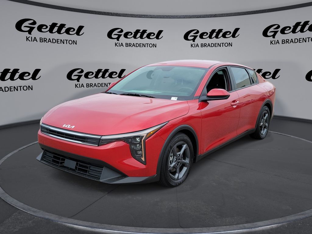 2025 Kia K4 LXS