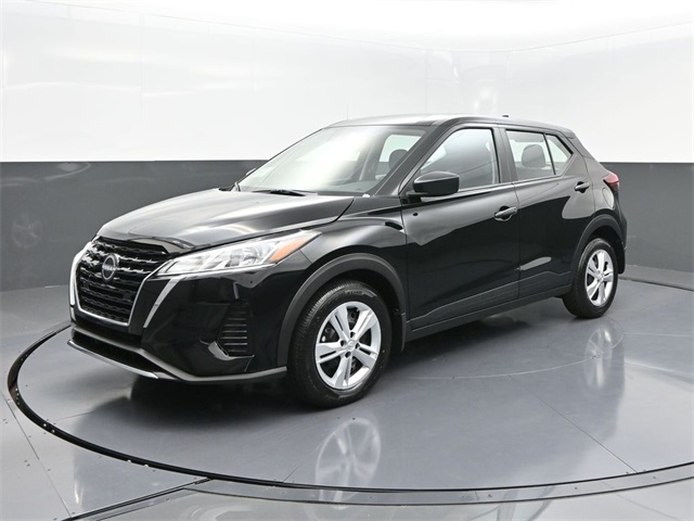 2025 Nissan Kicks Play
