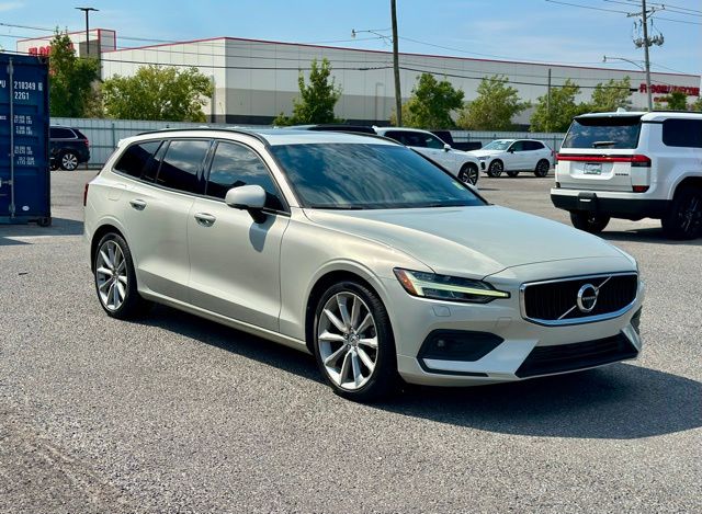 2020 Volvo V60