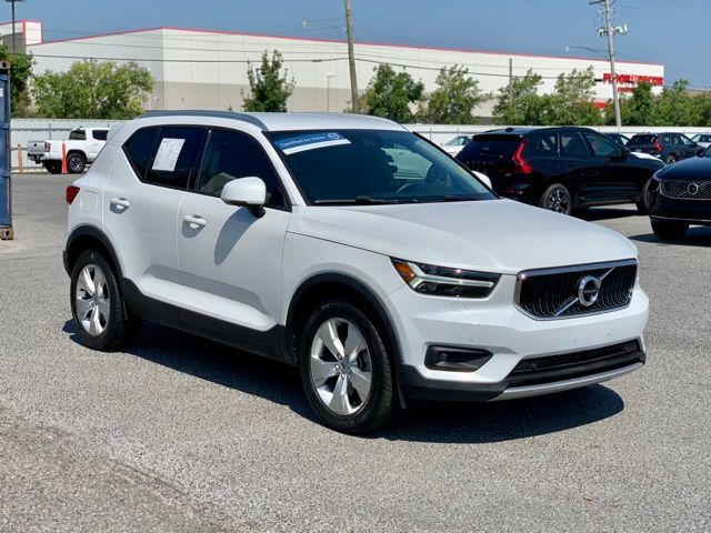 2022 Volvo XC40