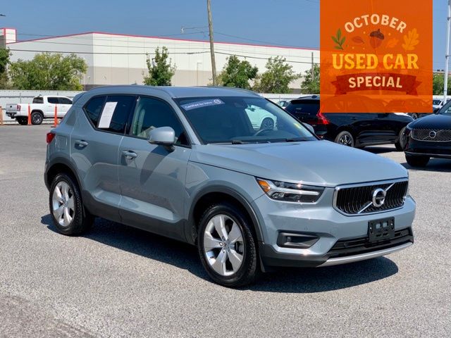 2022 Volvo XC40