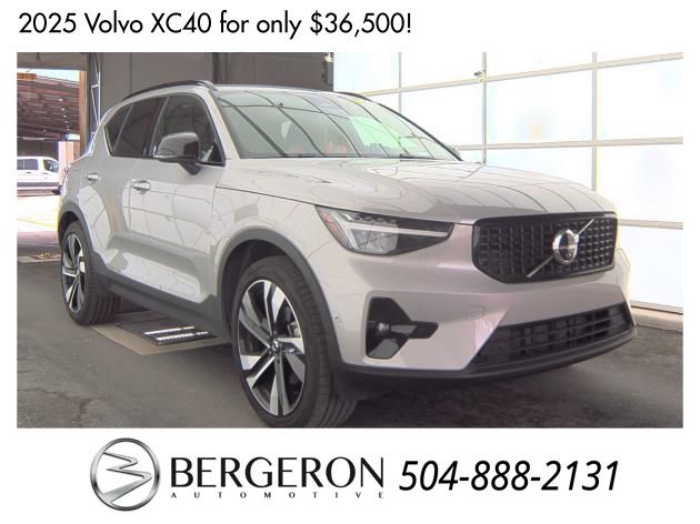 2025 Volvo XC40