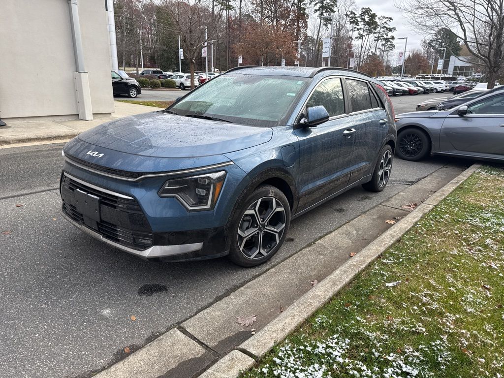 2024 Kia Niro Plug-In Hybrid SX Touring