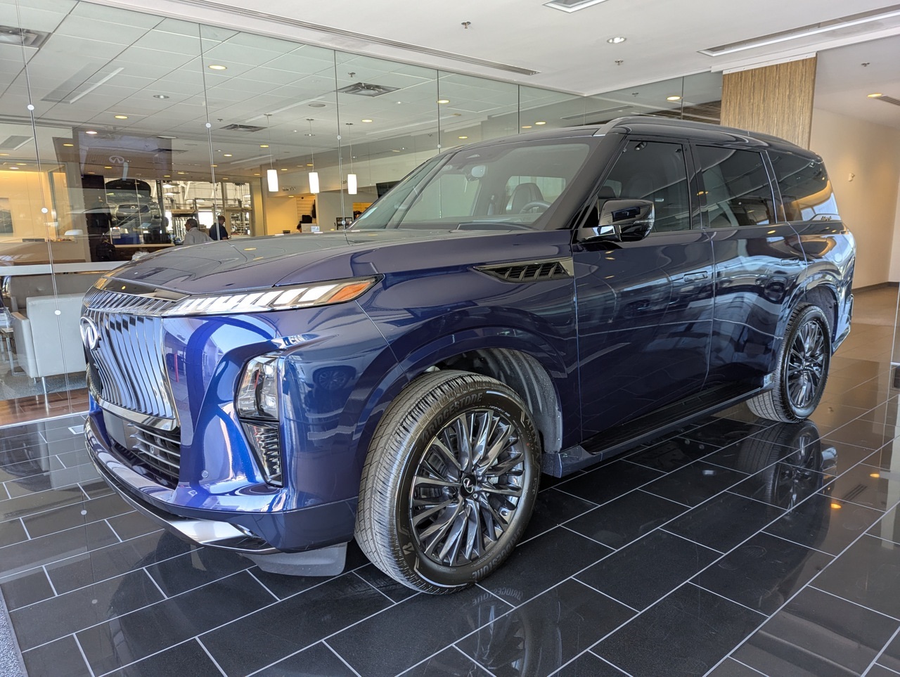 2025 Infiniti QX80