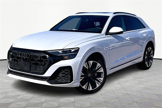 2025 Audi Q8 55 Premium Plus