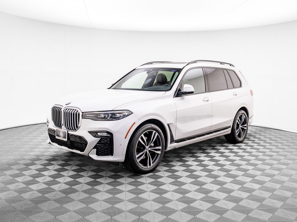 2022 BMW X7