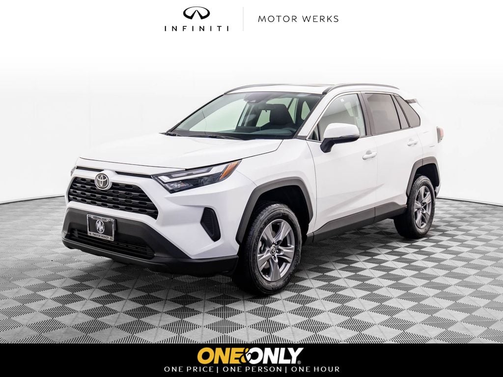 2024 Toyota RAV4