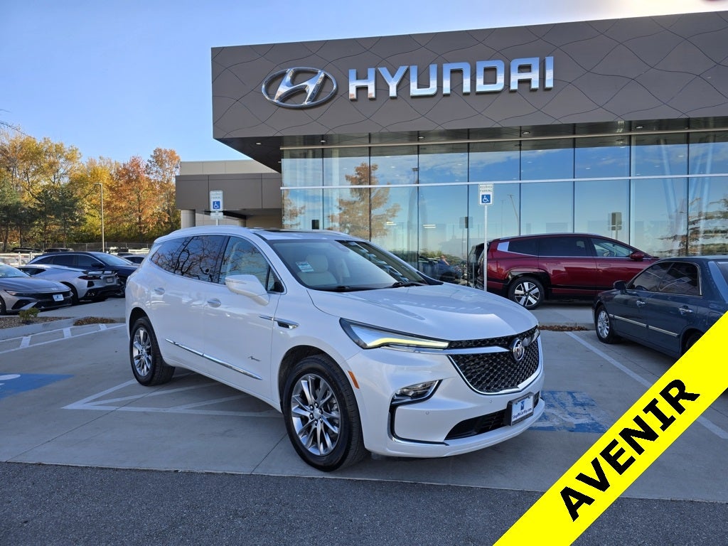 2022 Buick Enclave Avenir