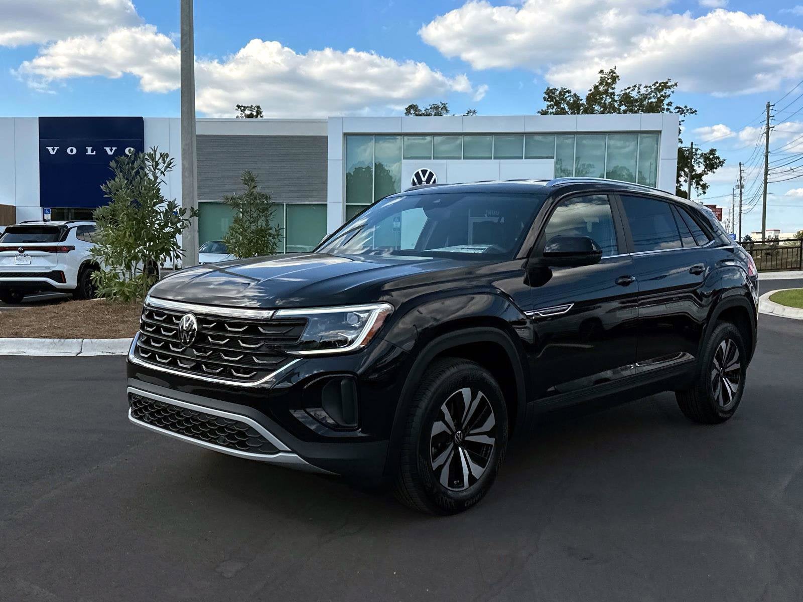 2026 Volkswagen Atlas Cross Sport 2.0T SE