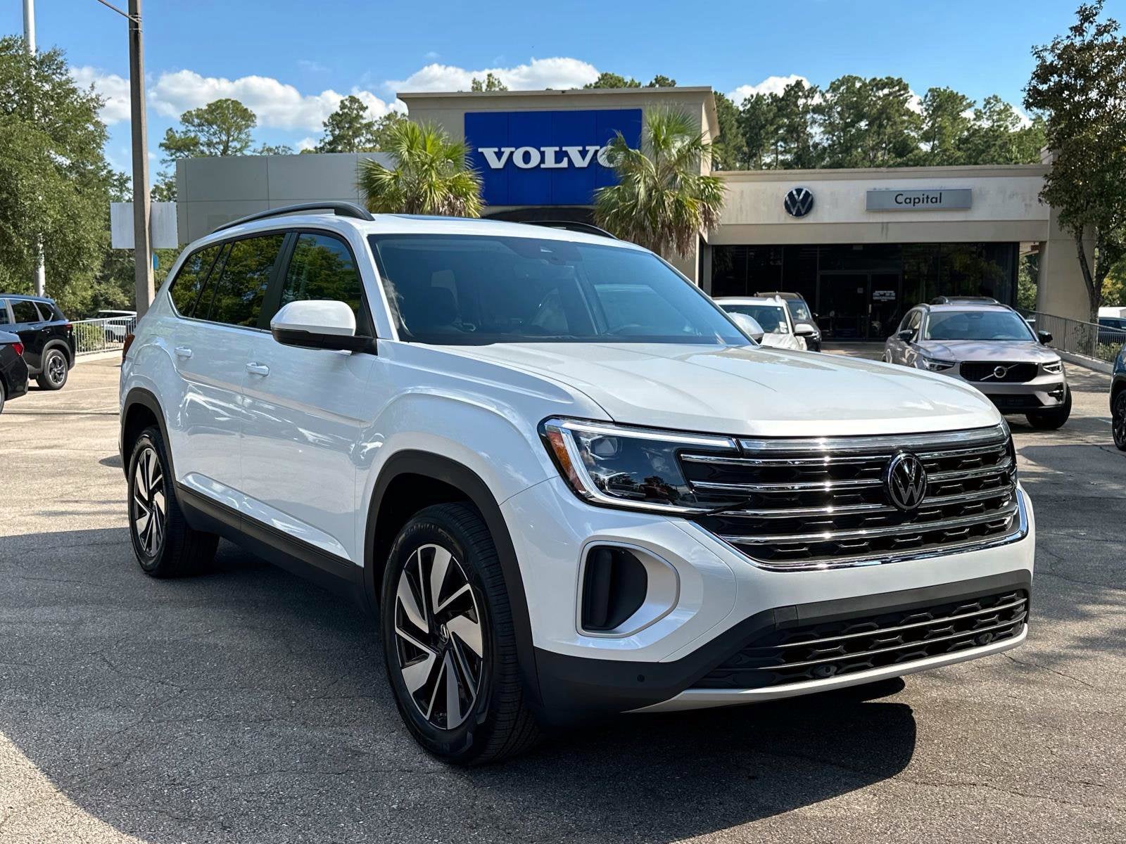 2026 Volkswagen Atlas 2.0T SE w/Technology