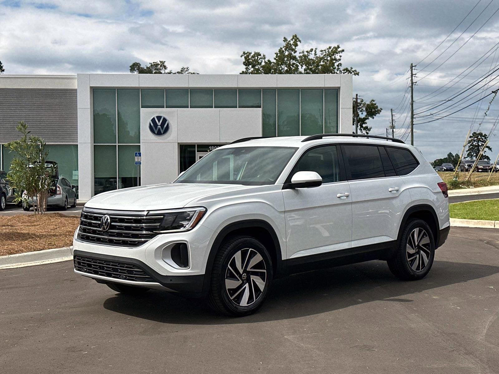 2026 Volkswagen Atlas 2.0T SE w/Technology