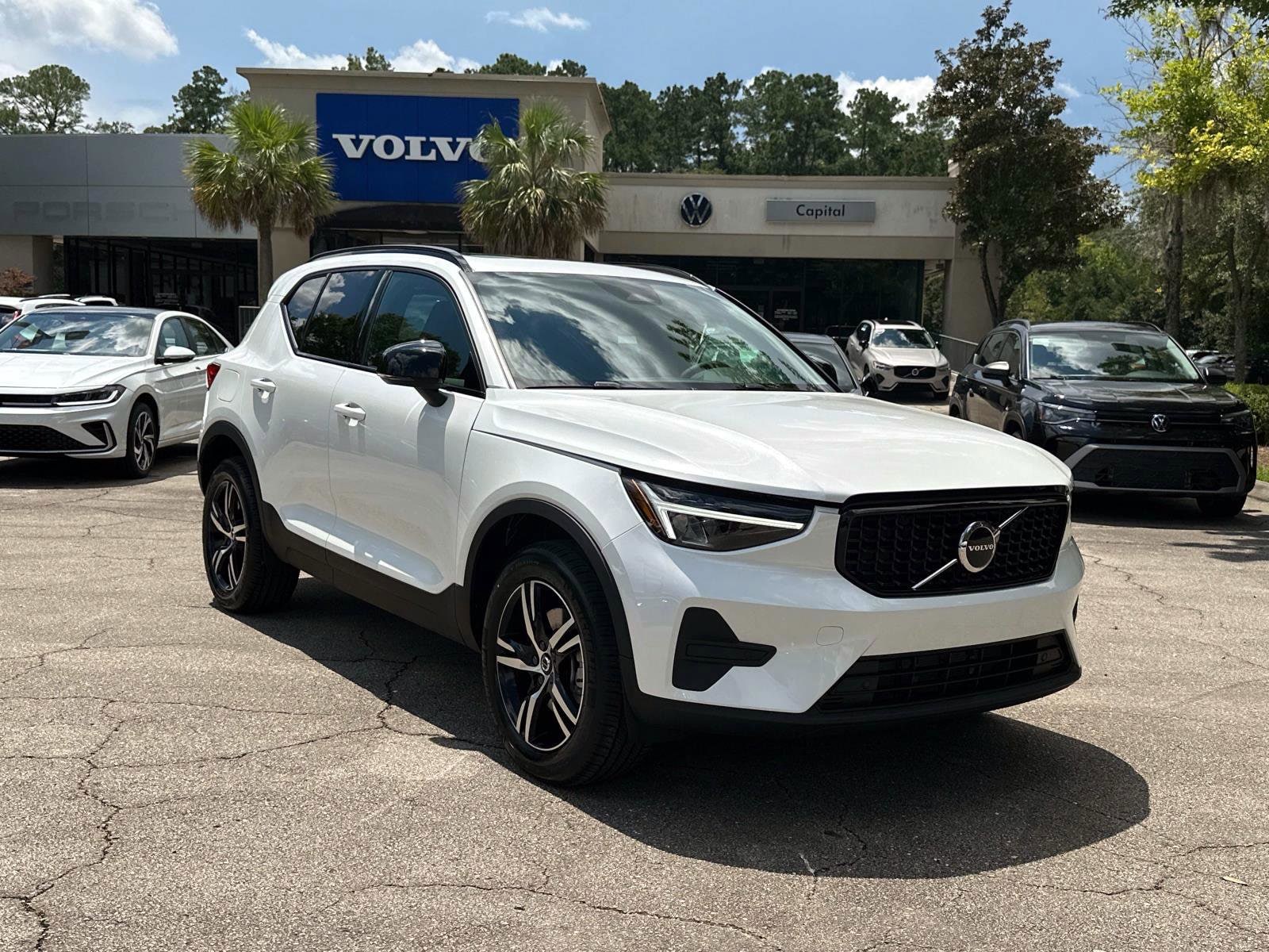 2026 Volvo XC40