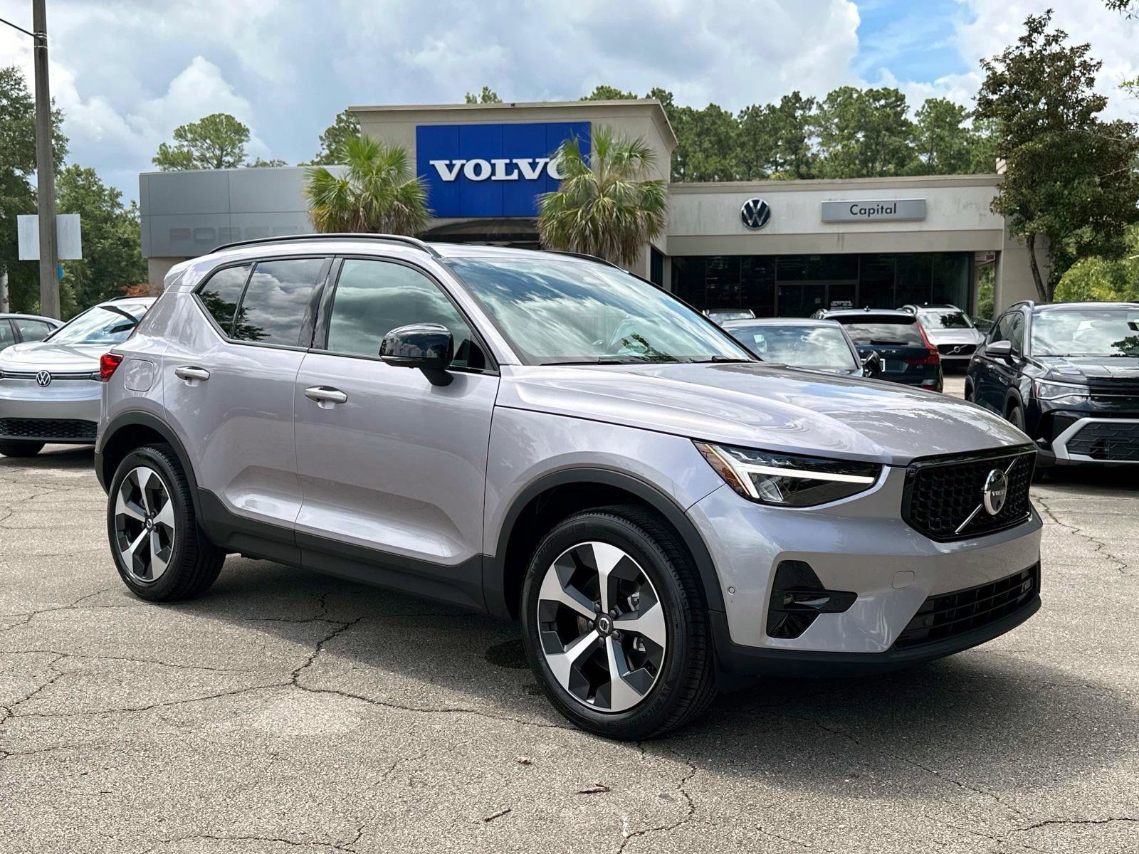 2026 Volvo XC40