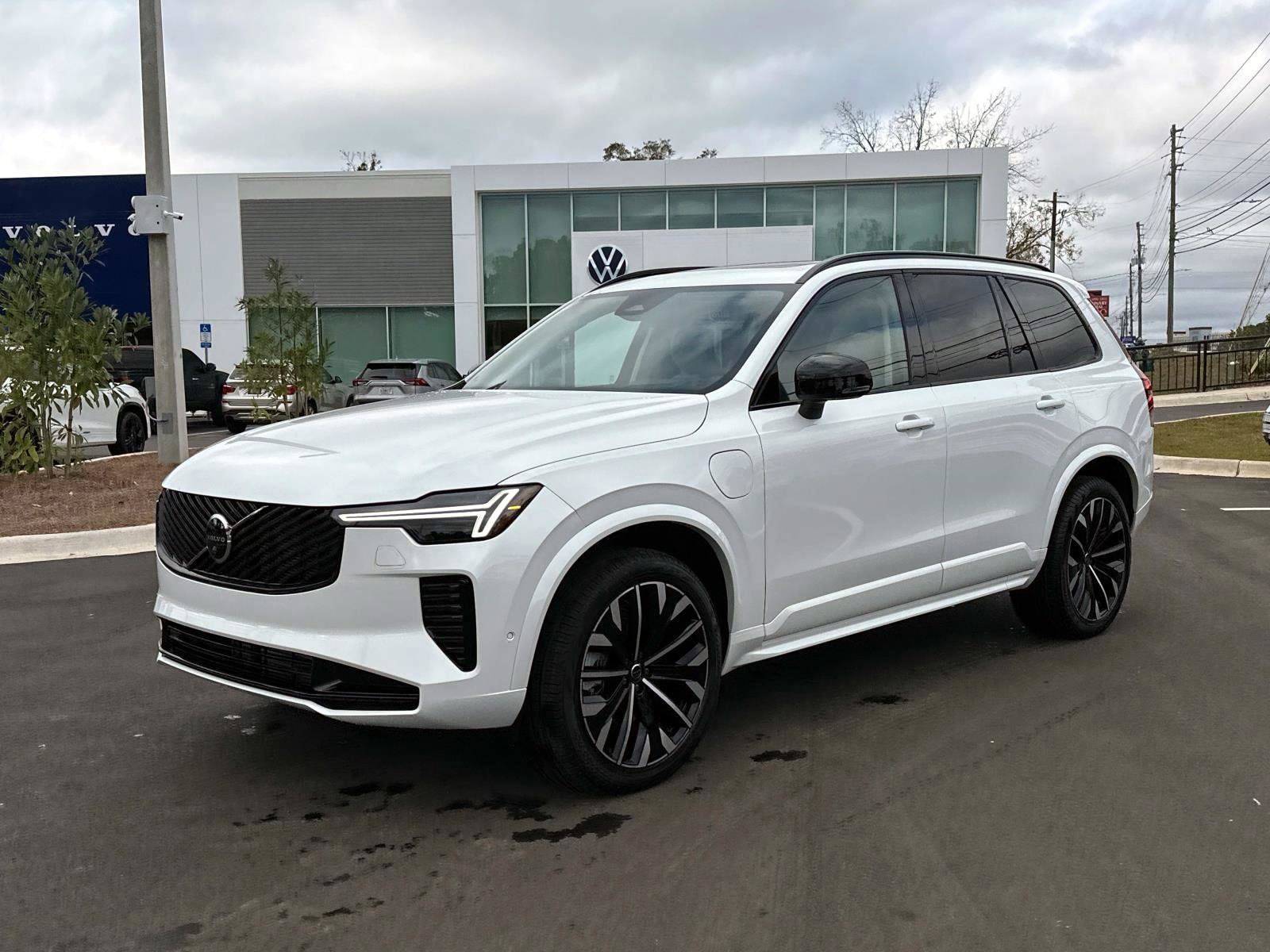 2026 Volvo XC90 Plug-In Hybrid