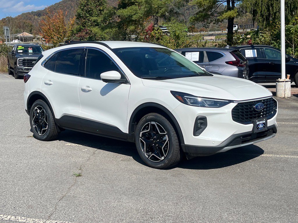 2025 Ford Escape Platinum