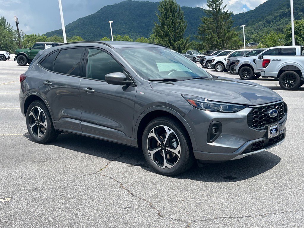 2025 Ford Escape ST-Line Elite