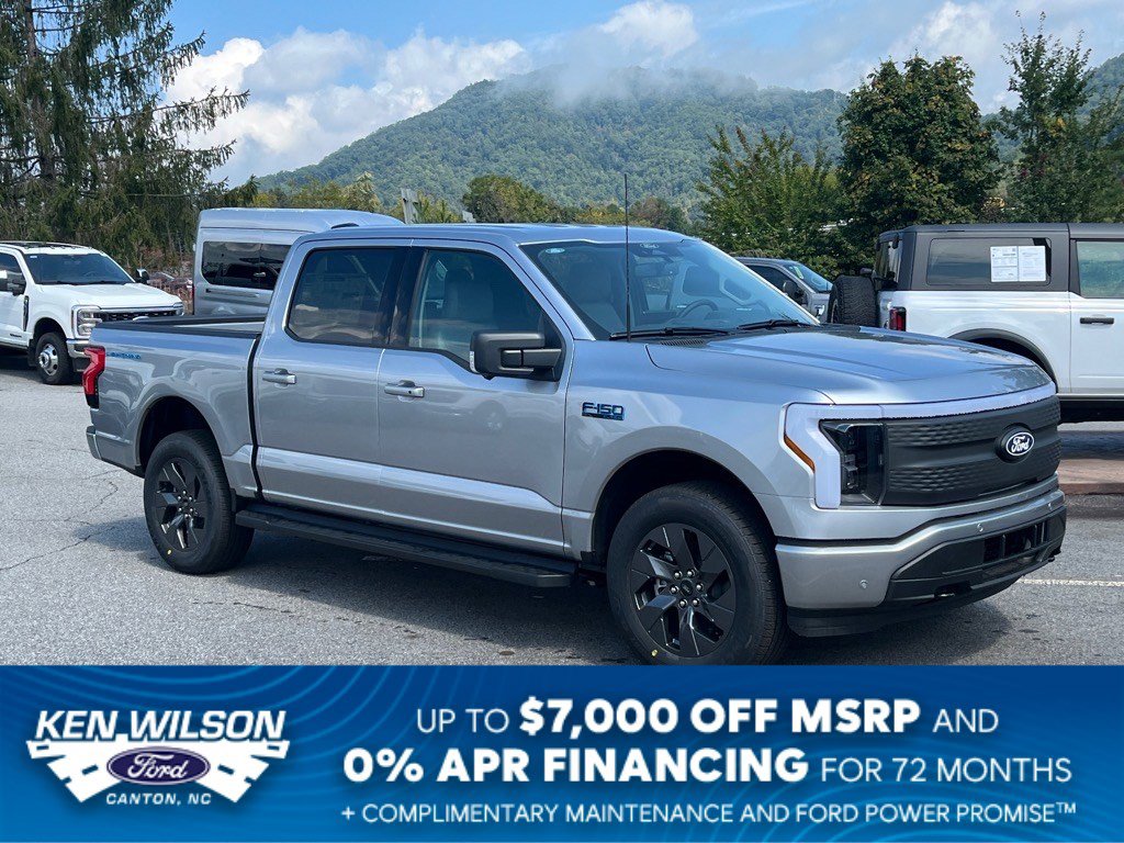 2025 Ford F-150 Lightning Flash