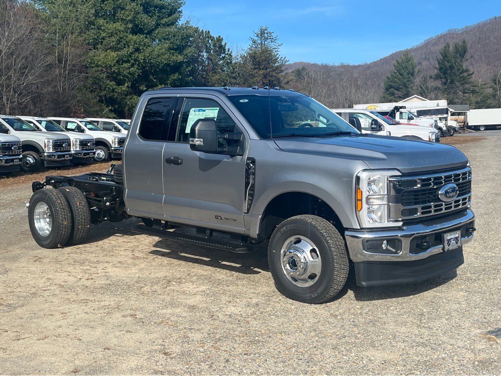2026 Ford Super Duty F-350 DRW XLT DRW